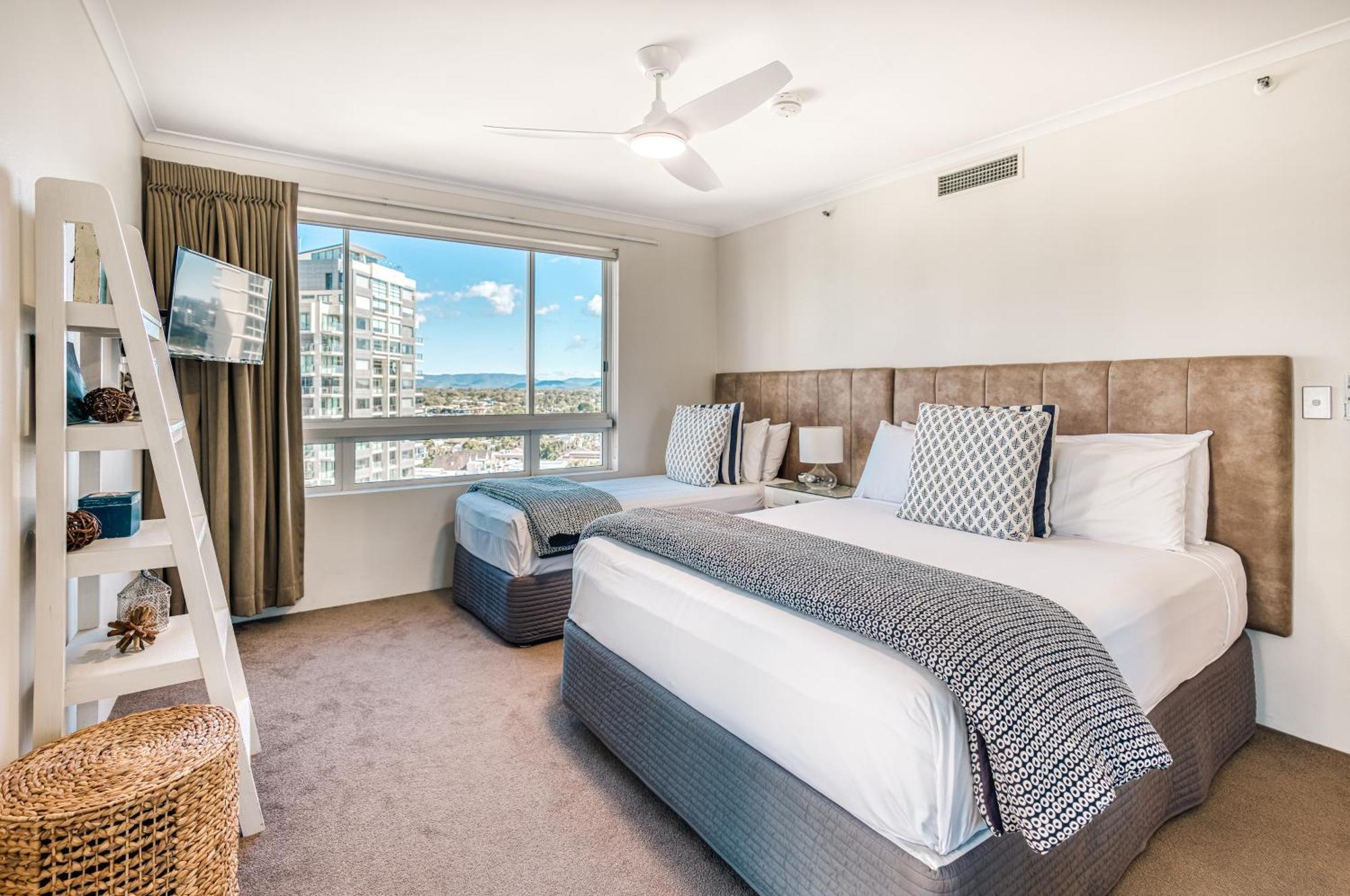 Aparthotel Oscar On Main 4*